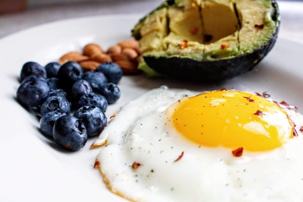 Keto Diet for Women: Benefits, Challenges, and Tips