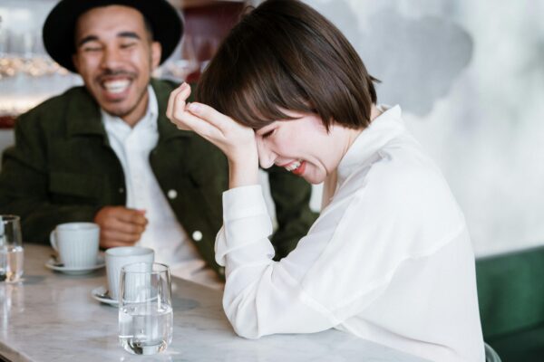 Navigating the Minefield: First Date Red Flags You Can’t Afford to Miss